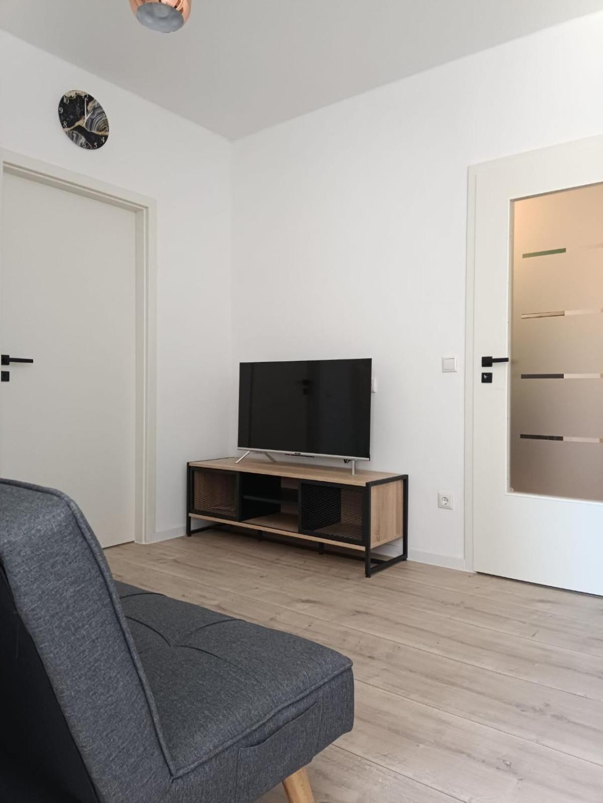 Ferienwohnung Enzian - Naehe Kapellplatz - Oeffentlicher Parkplatz - Aufzug Altötting Kültér fotó