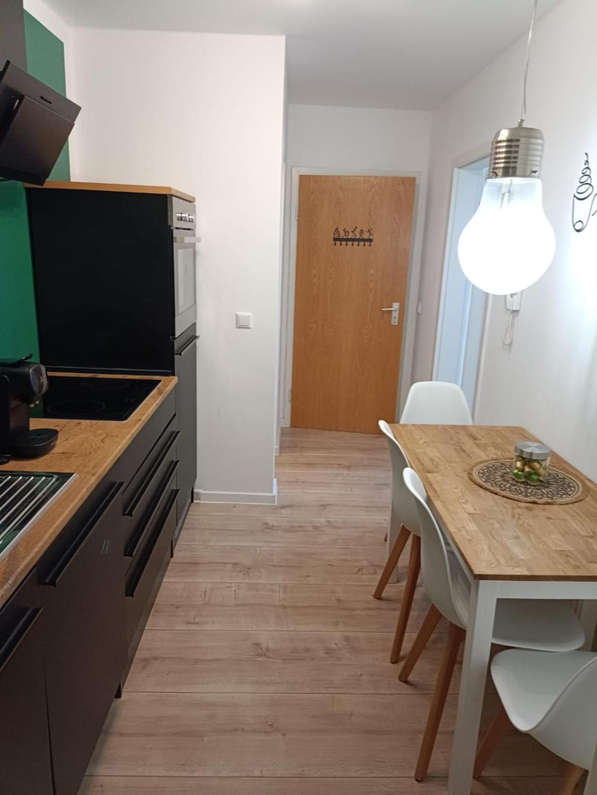 Ferienwohnung Enzian - Naehe Kapellplatz - Oeffentlicher Parkplatz - Aufzug Altötting Kültér fotó